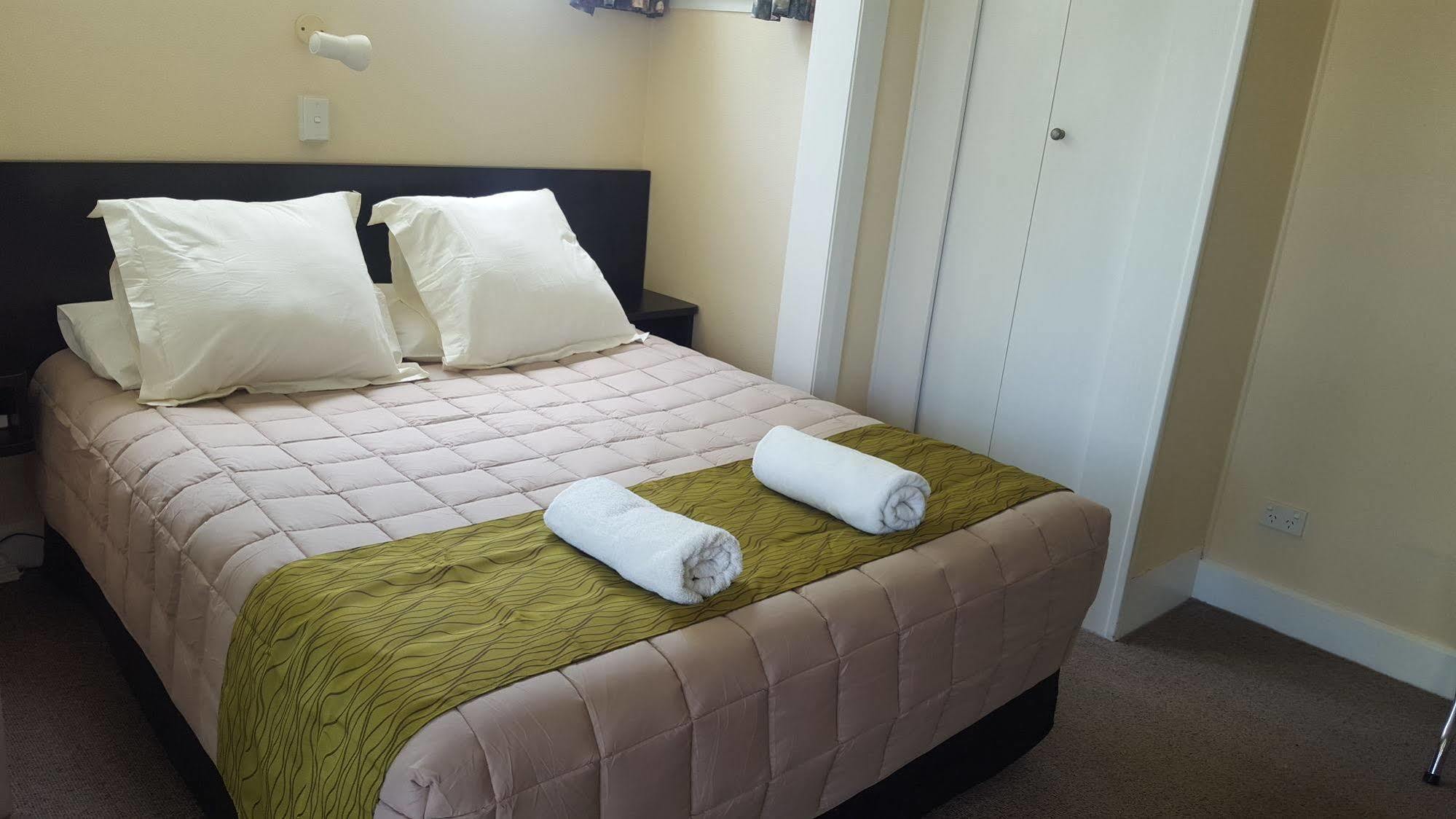 Timandra Motel ニュープリマス エクステリア 写真
